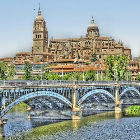 A 3 Minutos Andando De La Plaza Mayor Con Parking Opcional Ideal Para Familias Y Parejas Daire