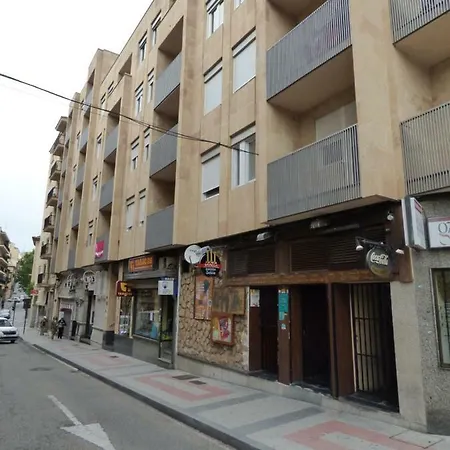 Daire A 3 Minutos Andando De La Plaza Mayor Con Parking Opcional Ideal Para Familias Y Parejas *
